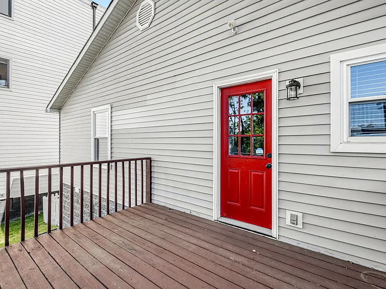 40 Shepherd St — Photo 19