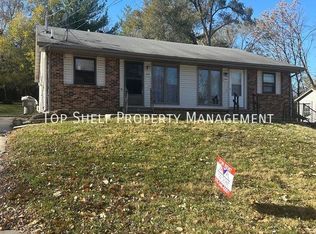 2142 SE 9th St, Des Moines, IA 50315