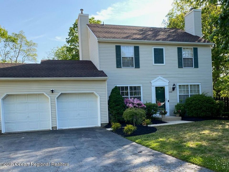 1st image of 1249 Cotswold Close