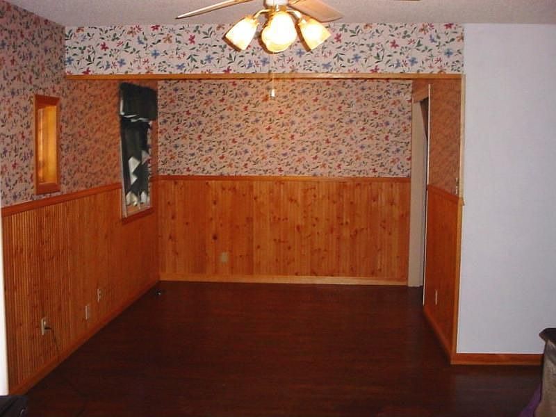 2nd image of 1600 Vance Way