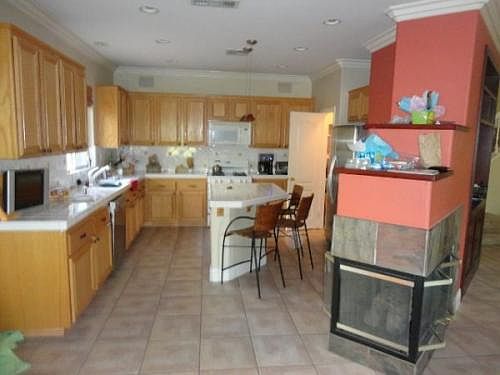 3rd image of 27704 Mahogany Row