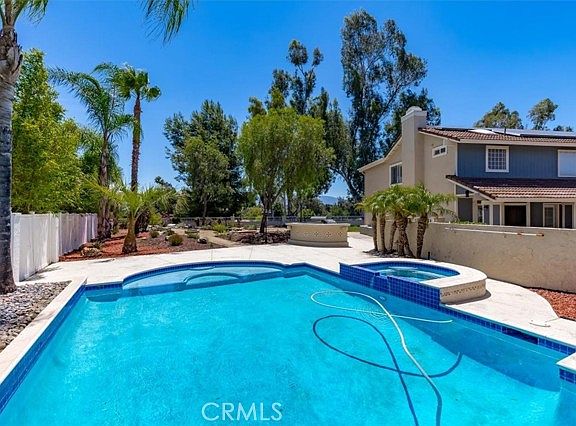 4th image of 30392 Senela Place