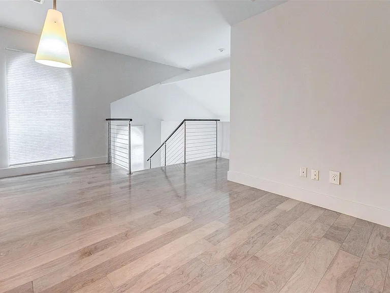 1222 Marconi St — Photo 25