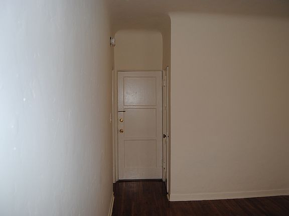 5th image of 455 N Genesee Ave #D