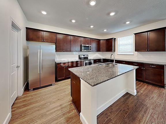 3rd image of 2325 E Wild Horse Way