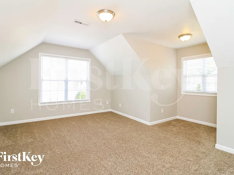 2648 Wynbrook Dr — Photo 12