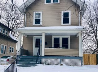 1040 Neptune Ave, Akron, OH 44301
