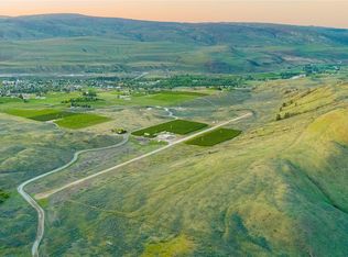 81 E Dry Coulee Rd #B, Okanogan, WA 98840