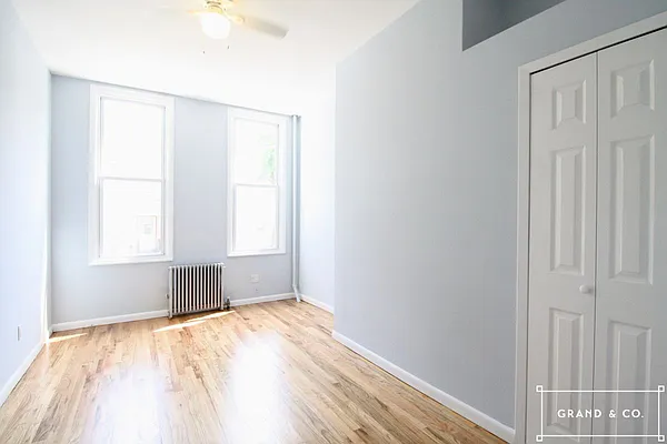 Rented by Grand & Co. | media 13