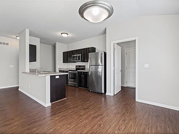 5th image of 31780 W 172nd St