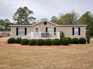 193 Tillett Ln, Sneads Ferry, NC 28460