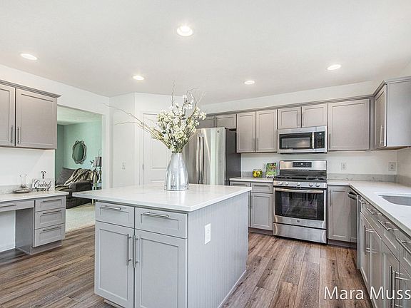 4th image of 2676 Arbor Chase Dr NE