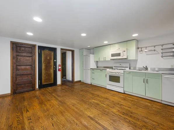 549 West 187th Street image 29 of 31