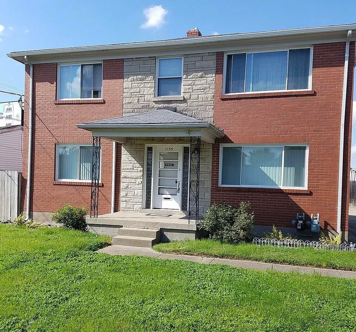Building Photo - 1733 Bachmann Dr