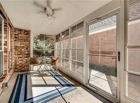 4th image of 6801 Saddletree Trl