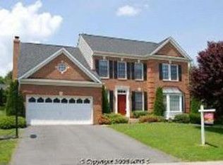 10806 Hillbrooke Ln, Potomac, MD 20854