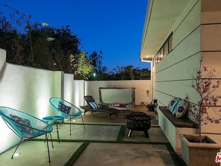 3223 Tareco Dr — Photo 41