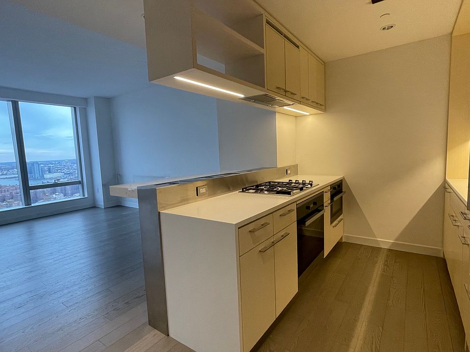 1st image of 252 South St #50J