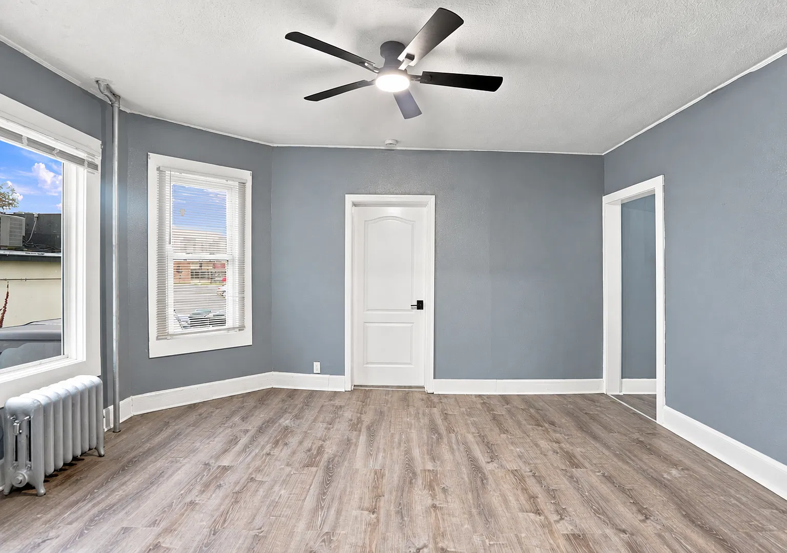 15 Rutledge Ave — Photo 4