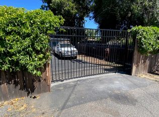 943 E Pennsylvania Ave #B, Escondido, CA 92025