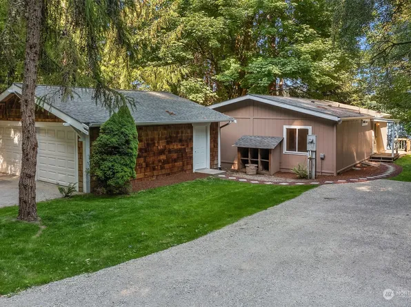 28828 125th Place SW, Vashon, WA 98070