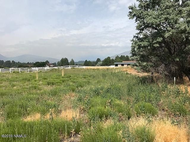 2nd image of 11150 N Lupine Ln