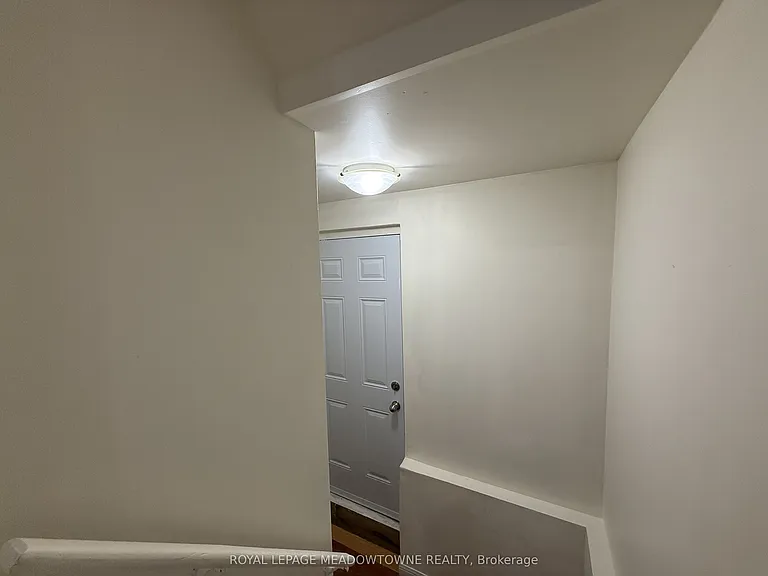 45 Bleasdale Ave — Photo 2