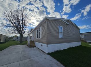 2808 E Anita Dr, Saginaw, MI 48601