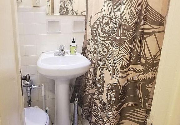 2nd image of 308 E 80th St APT 5D