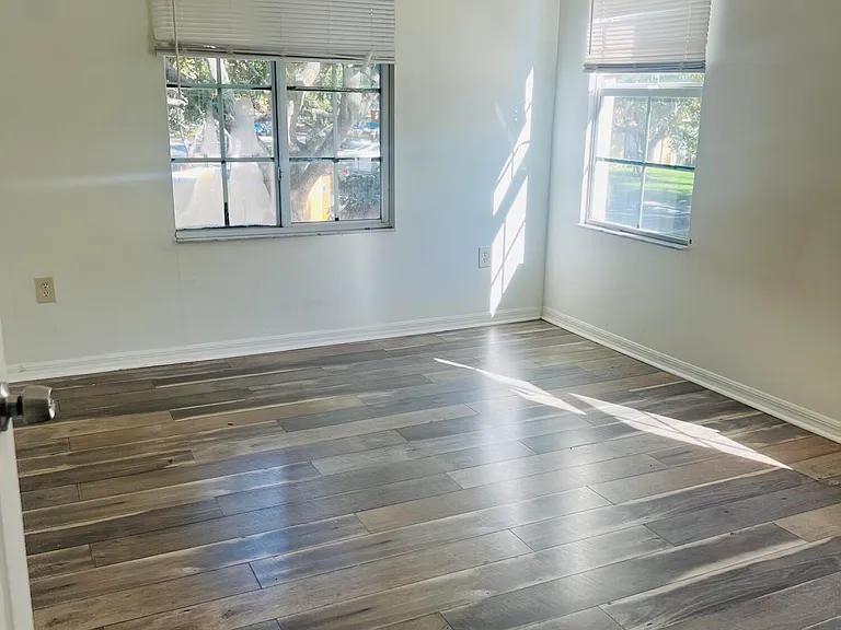 4211 San Marino Blvd #201 — Photo 10