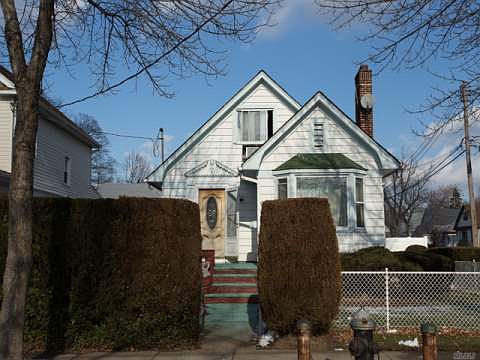 1st image of 244-19 136th Ave