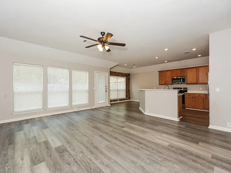 1721 Duck Cove Dr — Photo 5