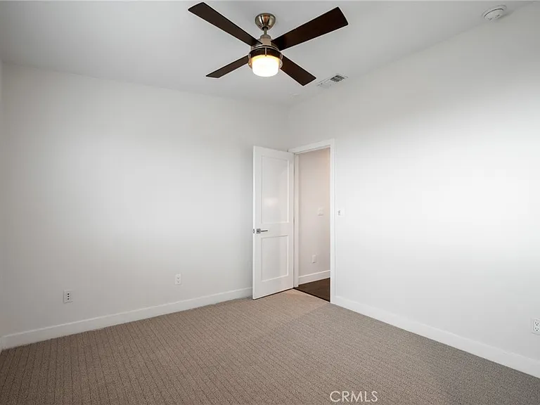 3404 Hightide Dr — Photo 30