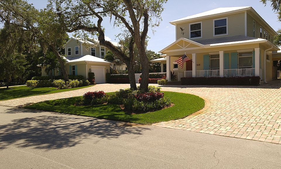 1st image of 3003 Calcutta Dr