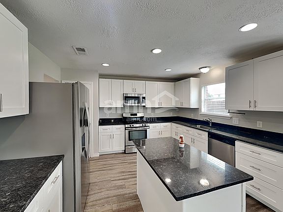 3rd image of 14006 Honey Bee Ct