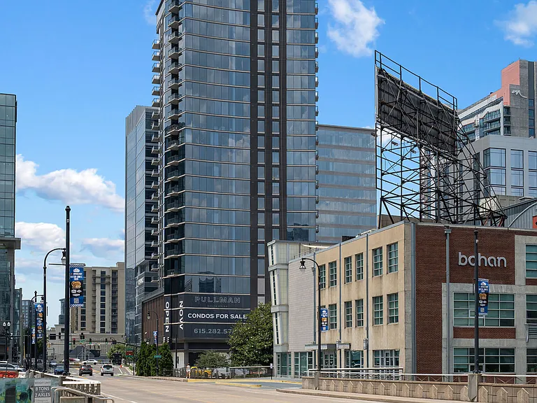 1212 Demonbreun St #2504 — Photo 48