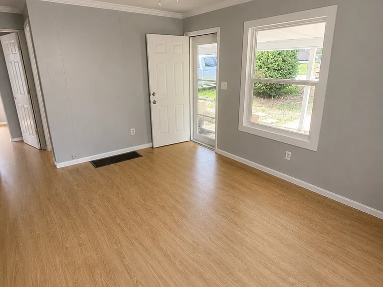 5 Circle Dr — Photo 3