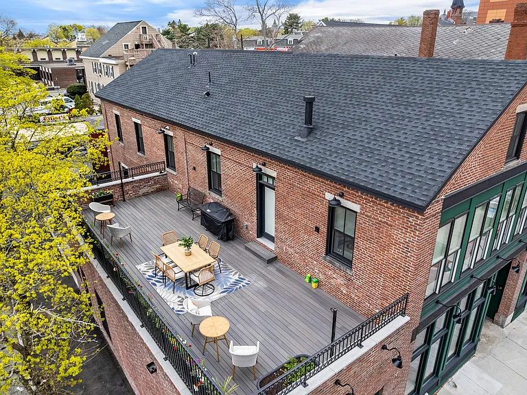 140 Middlesex St #3 — Photo 30