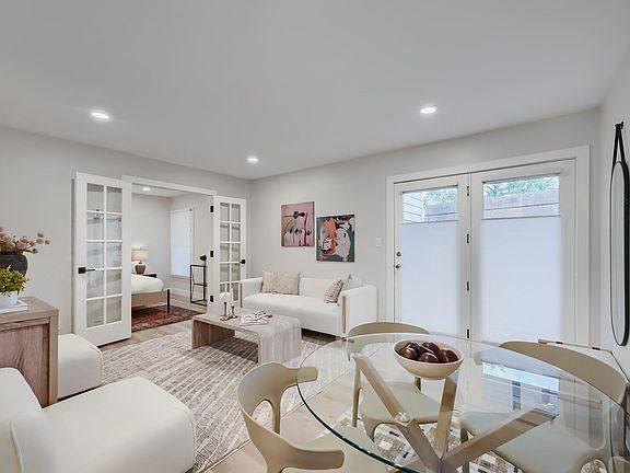2nd image of 1111 Maxwell Ave #110