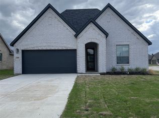 500 Murray Ct, Nevada, TX 75173