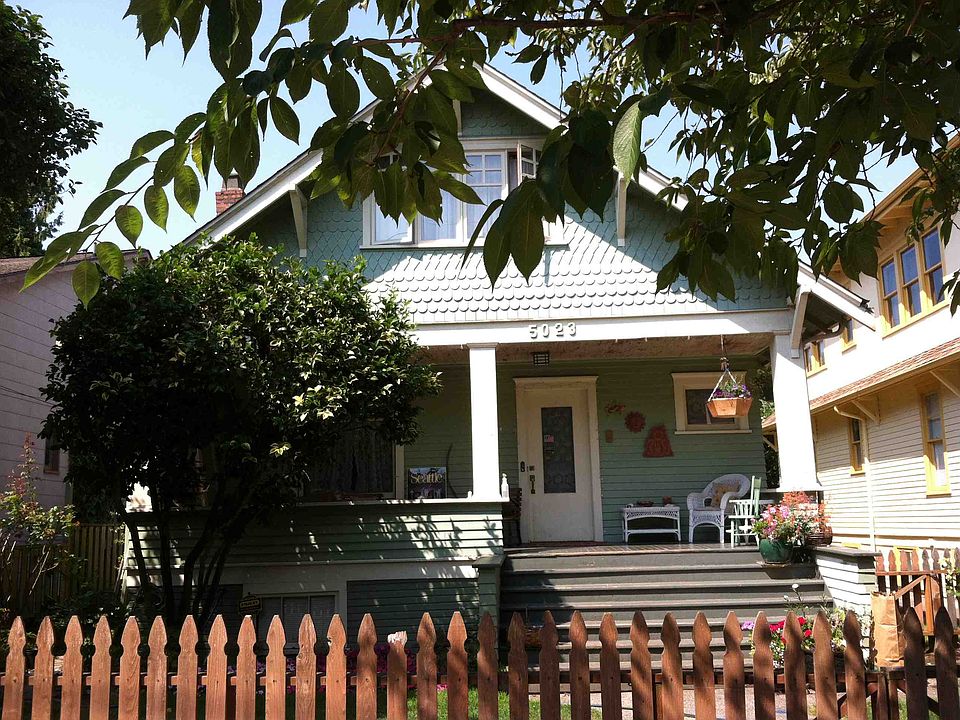 2nd image of 5023 8th Ave NE