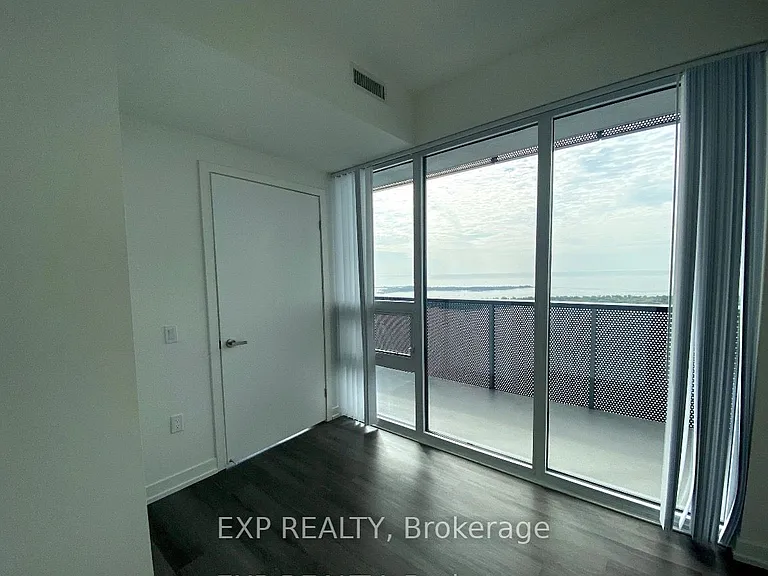 138 Downes St #6706 — Photo 13