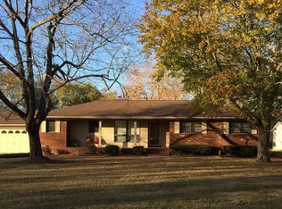108 Haynes Creek Dr, Murray, KY 42071