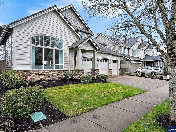 2nd image of 3591 SE Shoreline Dr