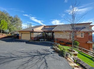 1300 Cerro Vista Dr, Applegate, CA 95703