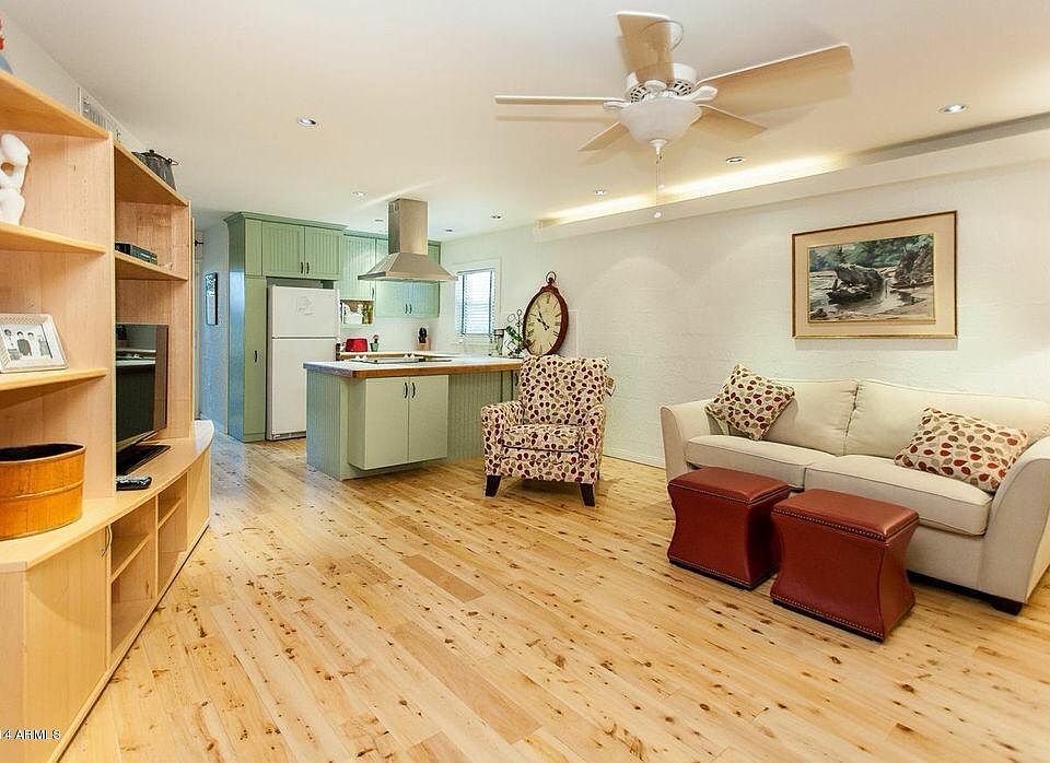 Family Room from entrance