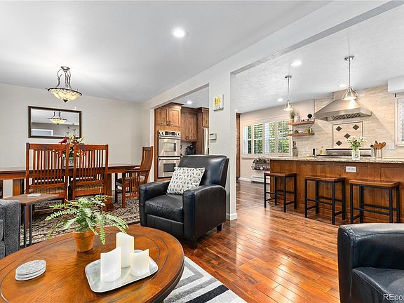 3rd image of 3644 S Poplar Street