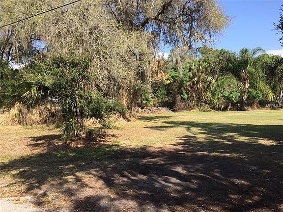3rd image of Shadylawn Ave