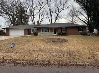 30 Rolling Hills Dr, Florissant, MO 63033