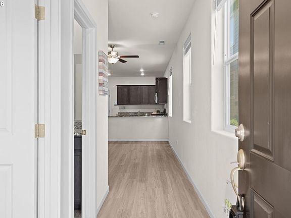 5th image of 28 NE 134th Pl